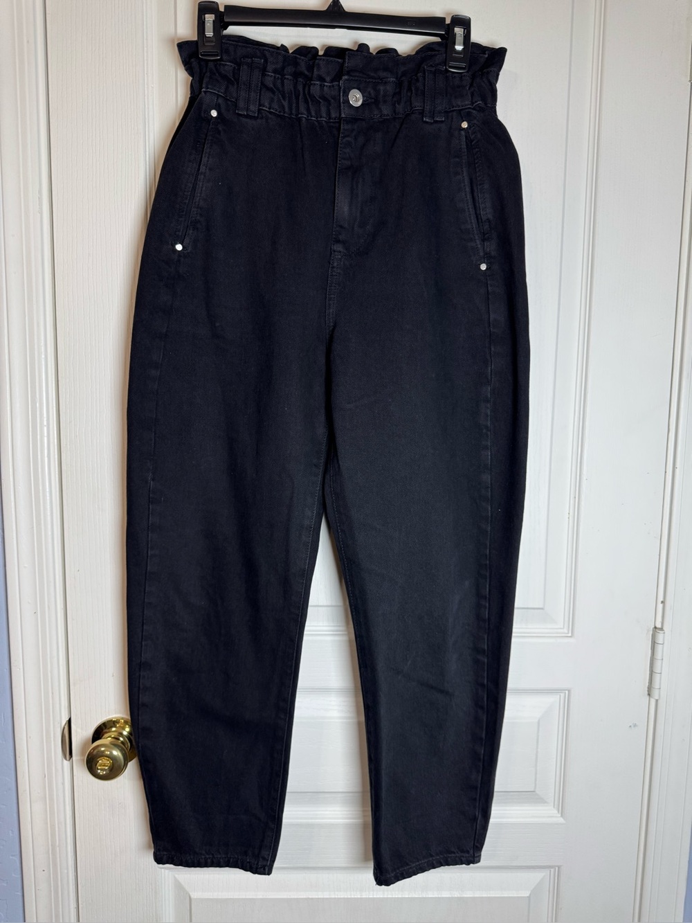 Zara Black Paperbag Waist Jeans Women’s Size 4 High Rise Tapered Mom Denim